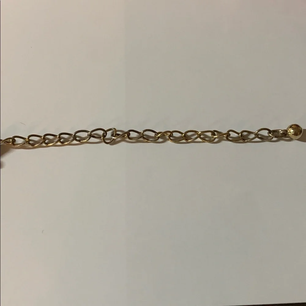 Elegant Gold tone and diamond Floral Necklace